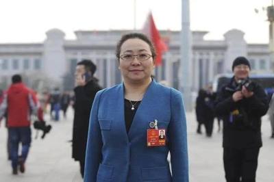 兩會(huì)財(cái)經(jīng)日記 董明珠的承諾與水果增值稅之爭(zhēng)